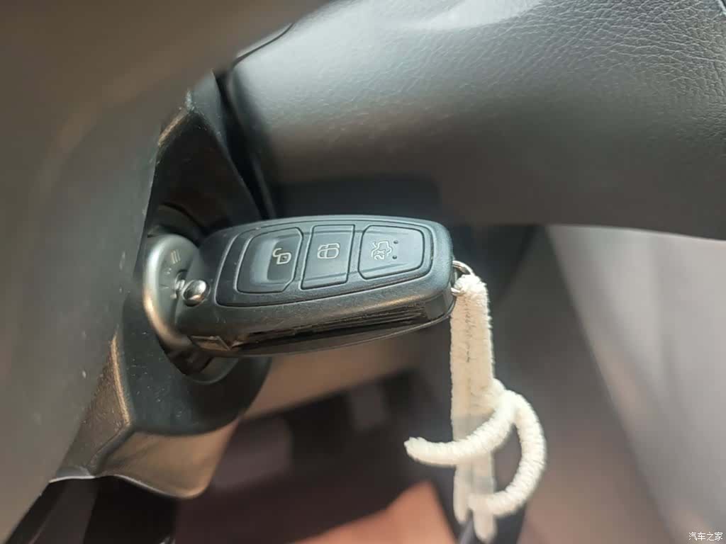 Ford Focus, 2018 9