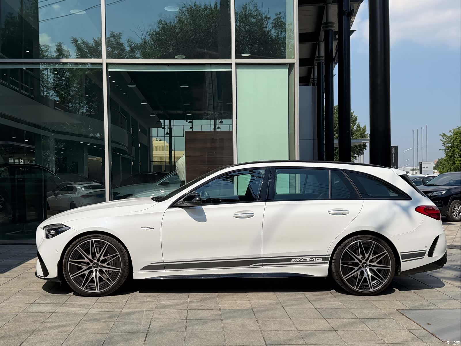 Mercedes-Benz C-Class, 2025 2