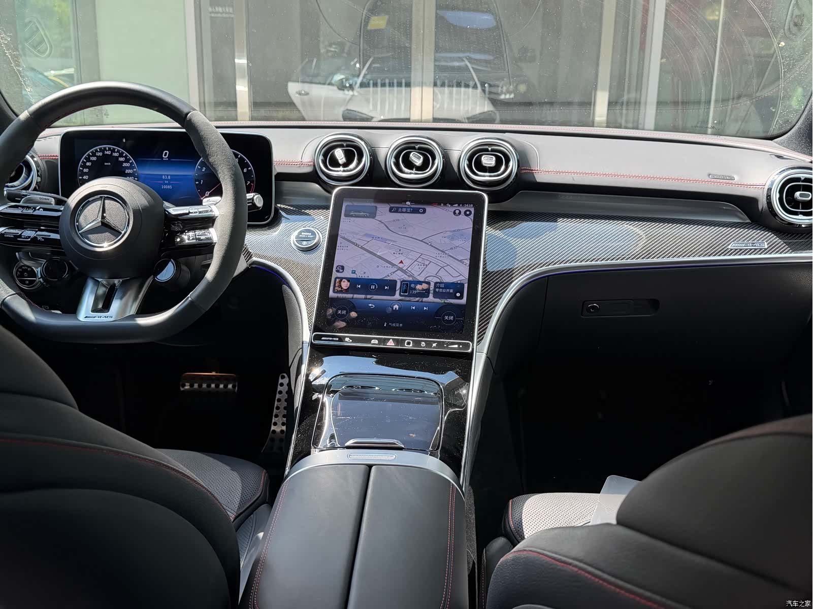Mercedes-Benz C-Class, 2025 11