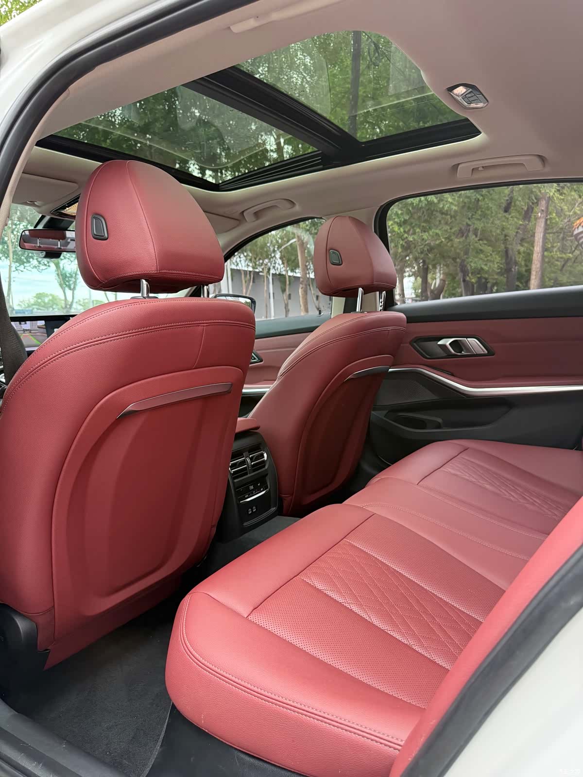 BMW 3 Series, 2023 12