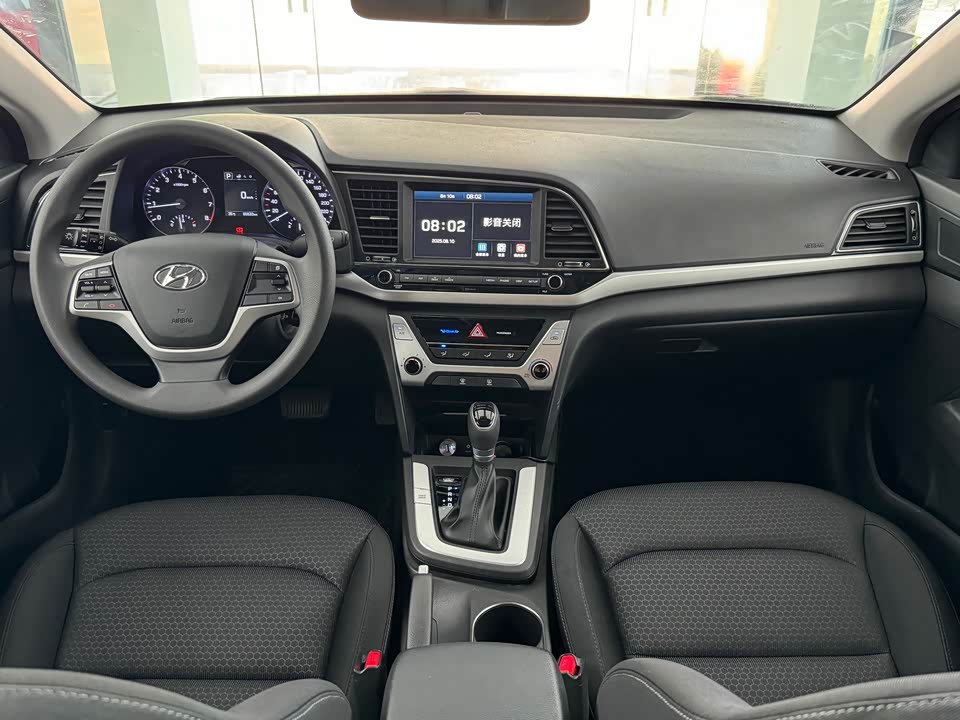 Hyundai Lead