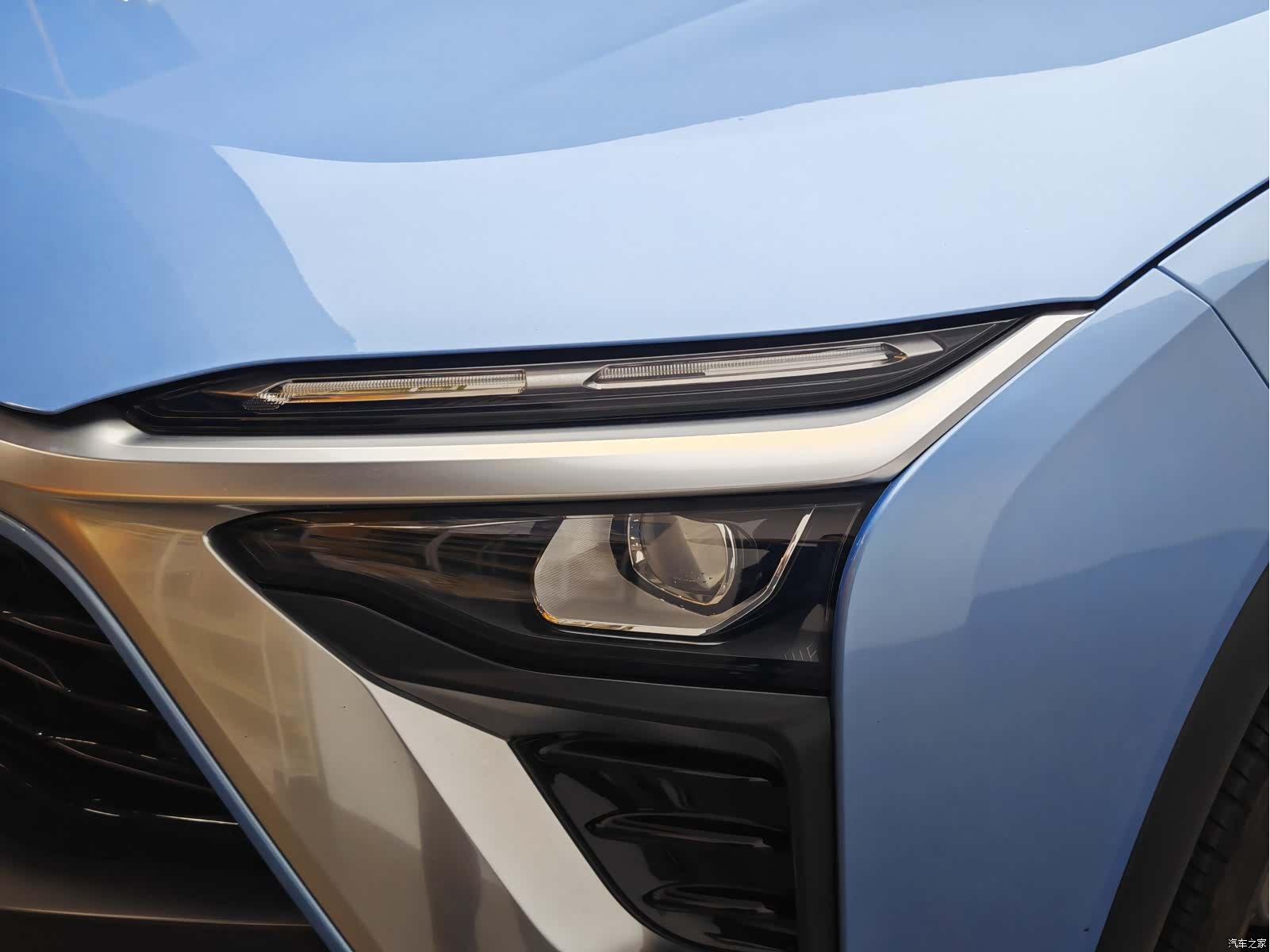 NIO ES8, 2019 8