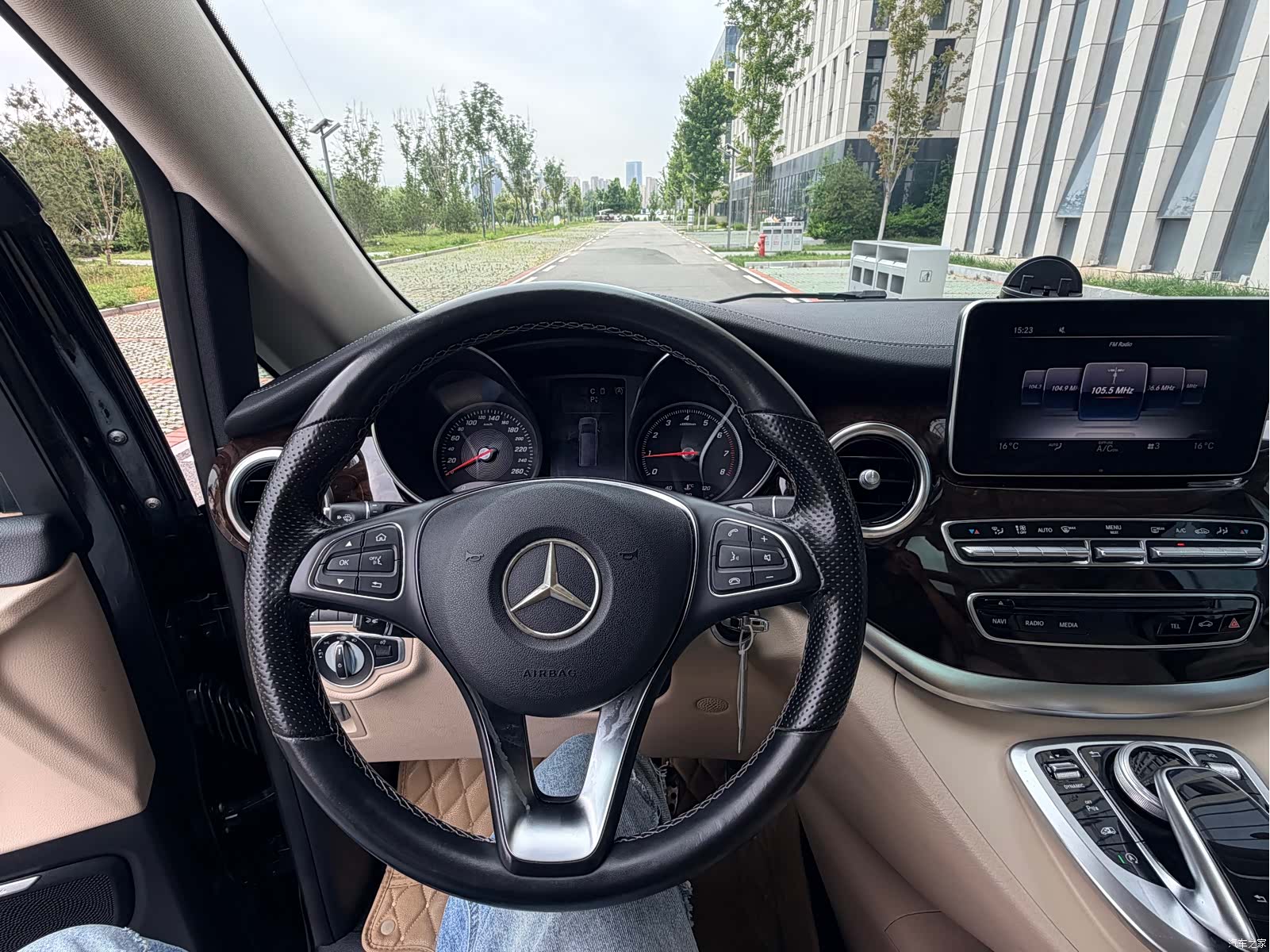 Mercedes-Benz V-Class, 2018 8