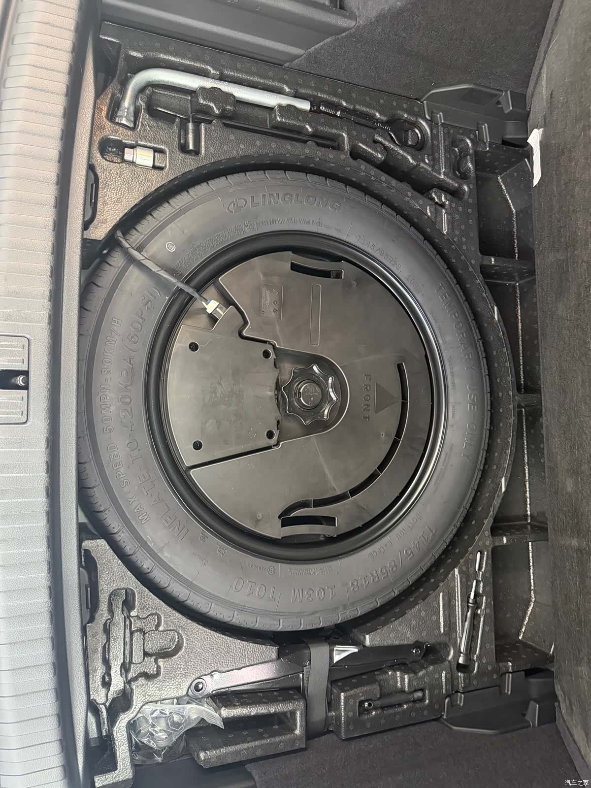 Audi Q3, 2023 10