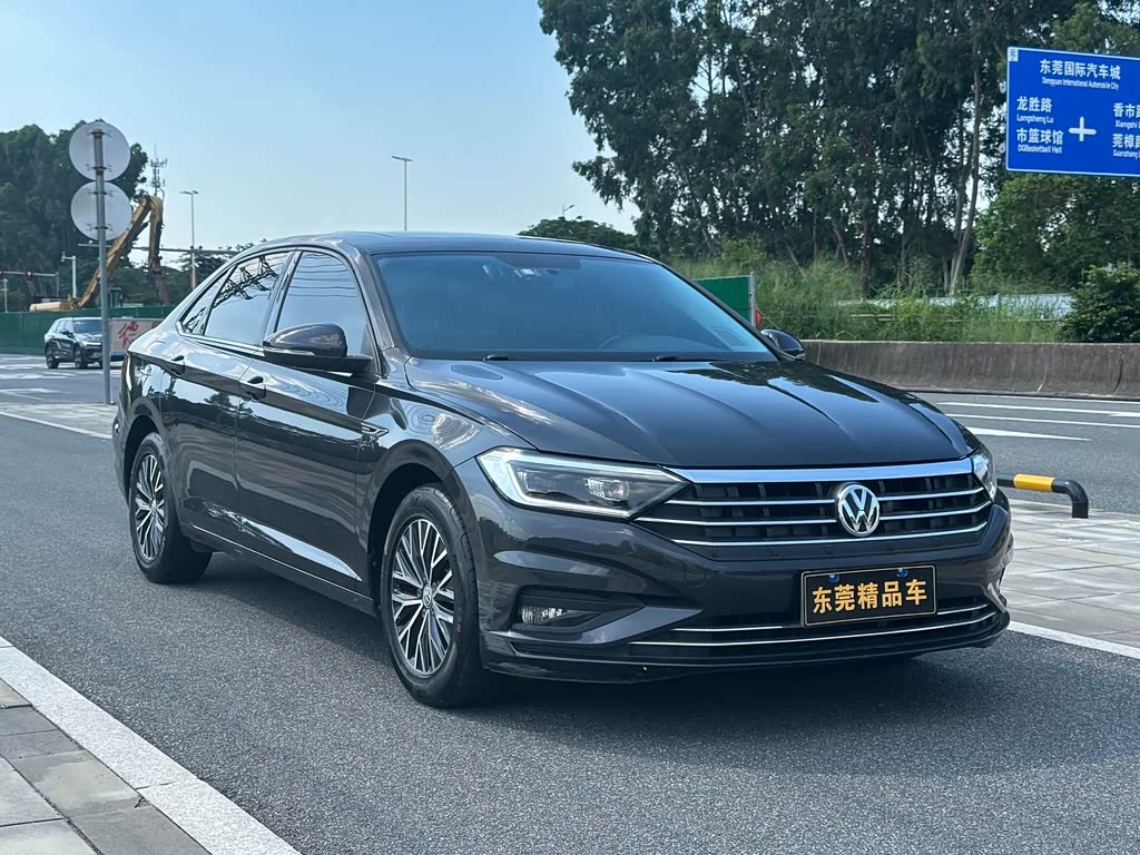 Volkswagen Sagitar