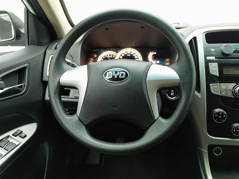 BYD F3