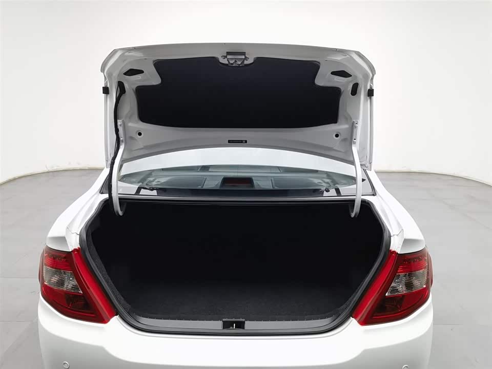BYD F3