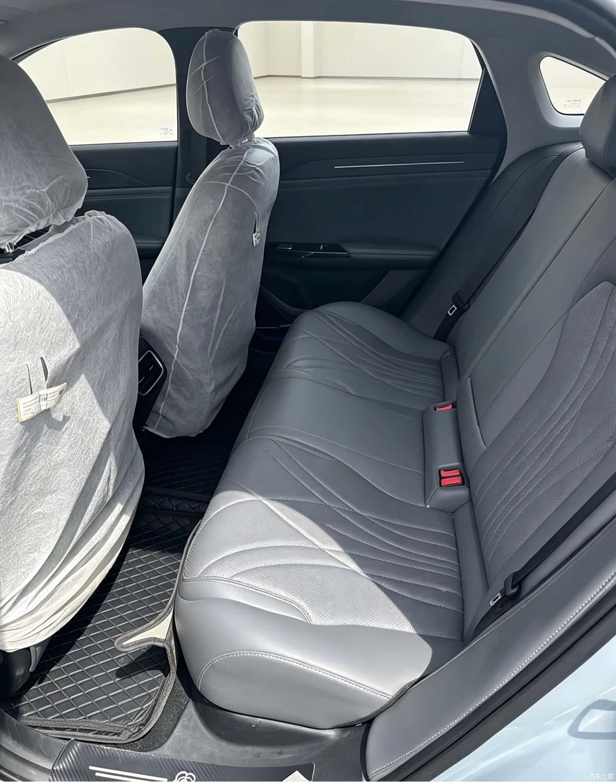 Geely Galaxy L6, 2025 6