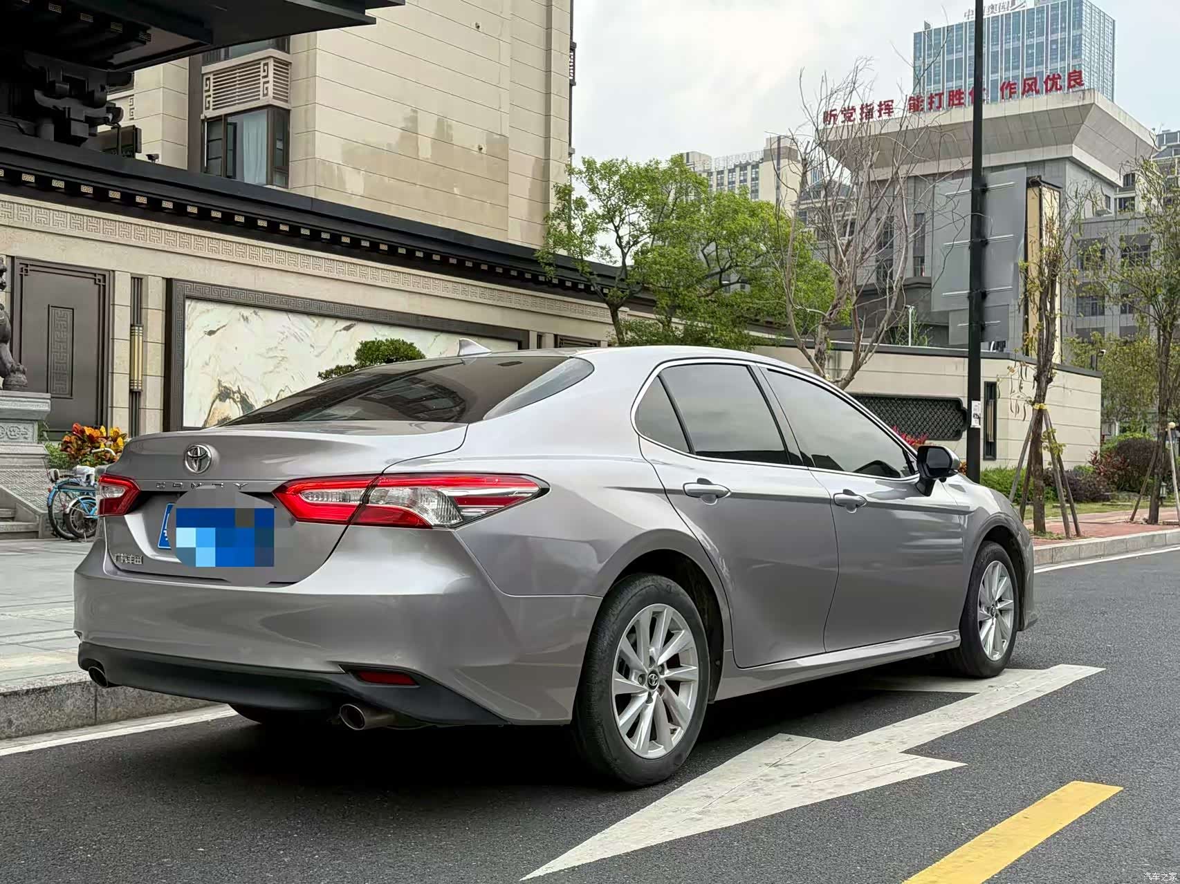 Toyota Camry, 2022 3