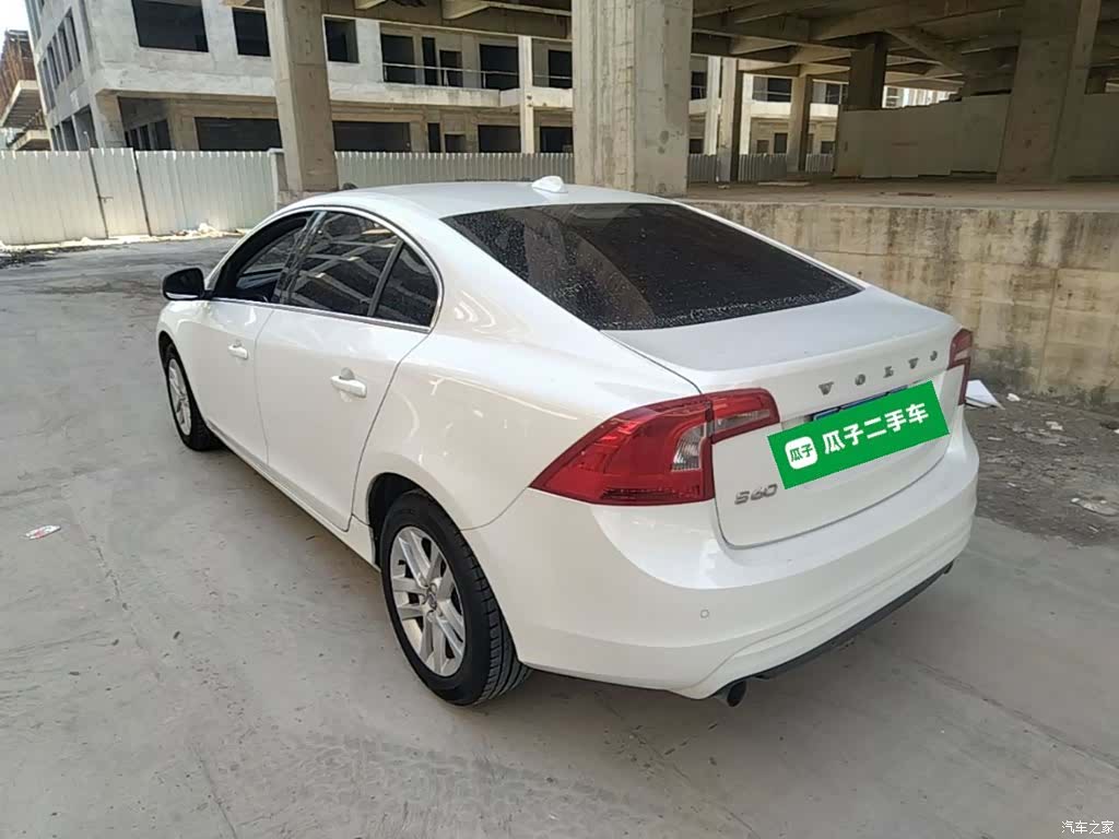 Volvo S60, 2017 все фото