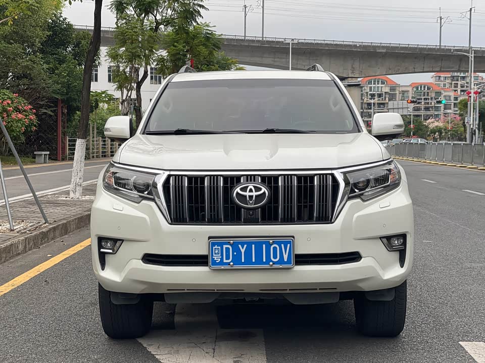 Toyota Prado