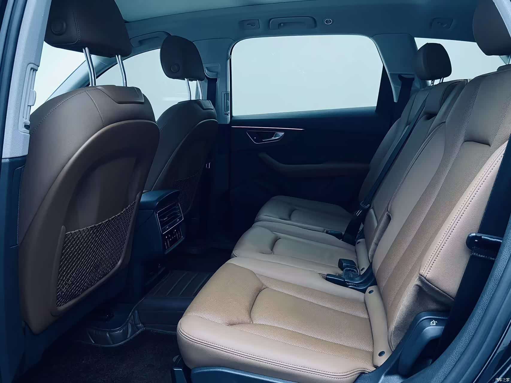 Audi Q7, 2021 9