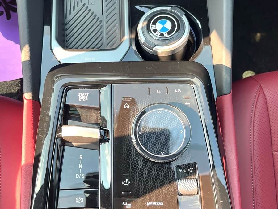 BMW 5 Series 2025, фото 6