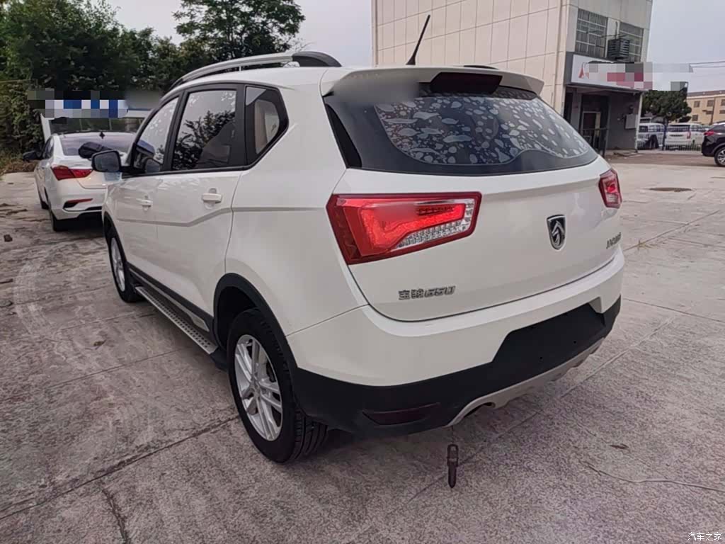 Wuling 560, 2017 все фото