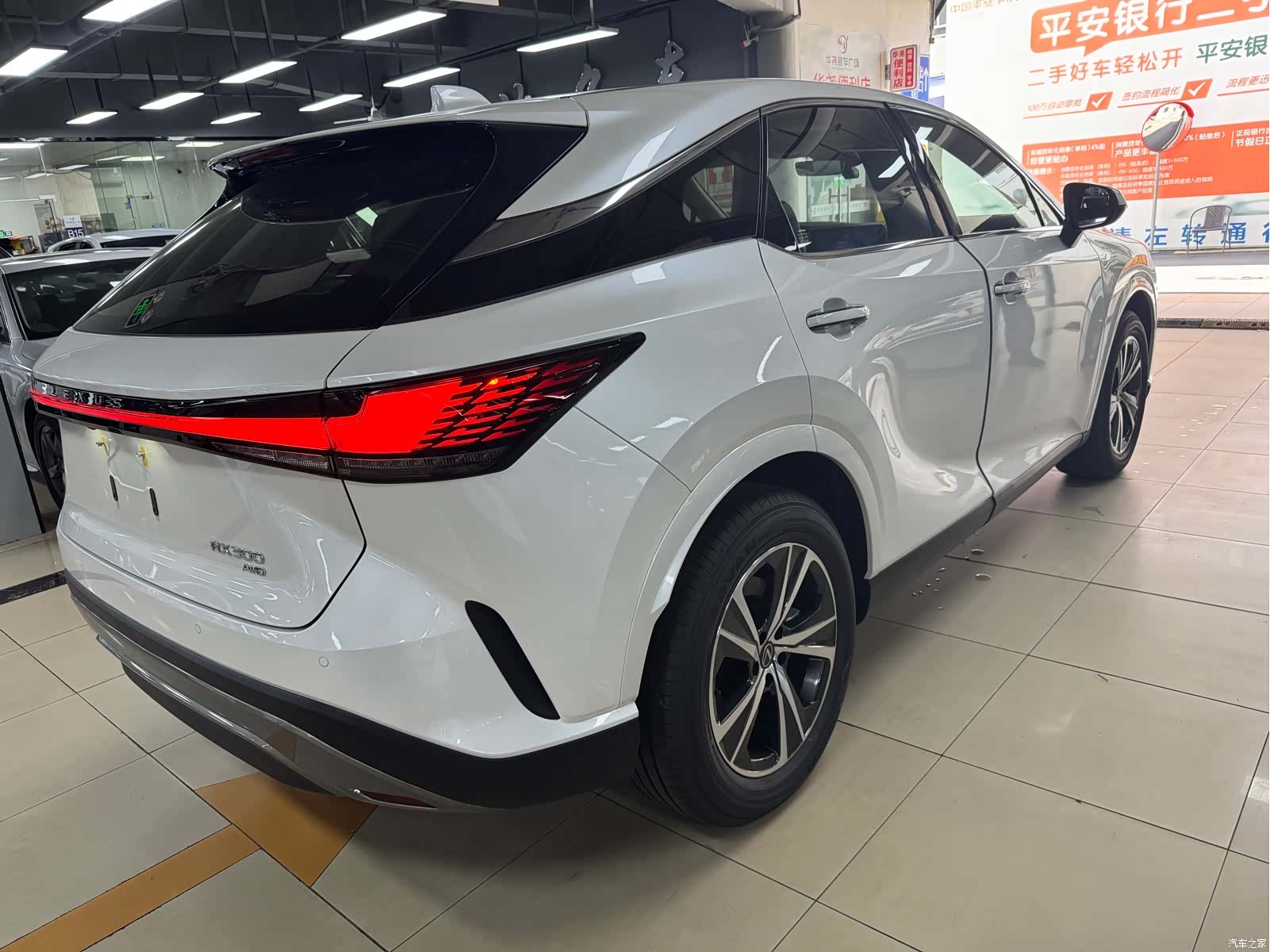 Lexus RX, 2026 6