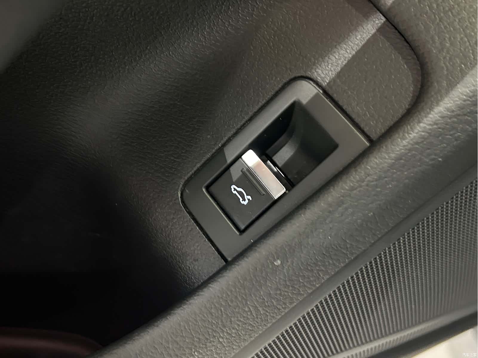 Audi A6L, 2021 8