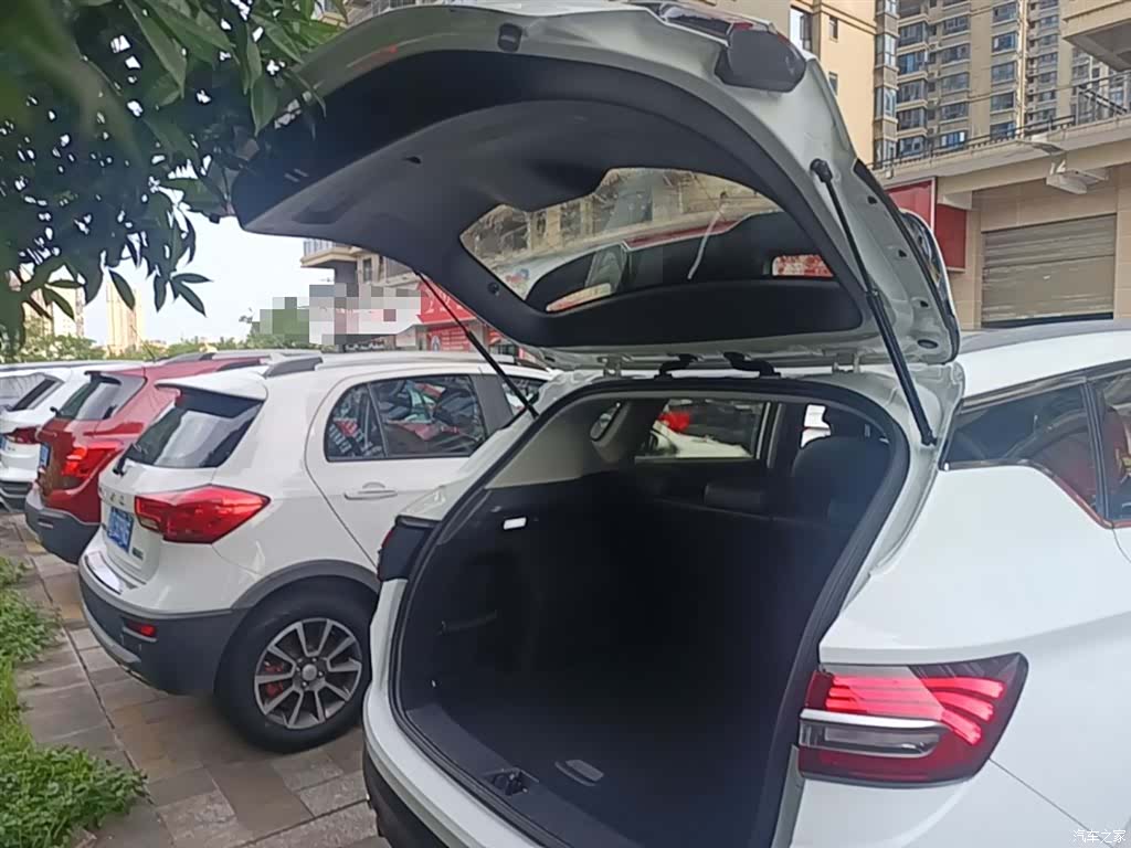 Geely Coolray, 2019 19