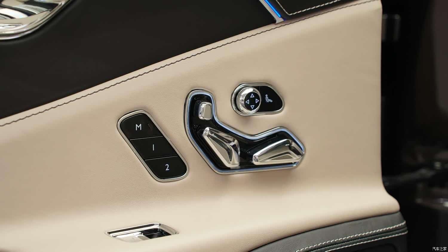 Bentley Flying Spur, 2024 18