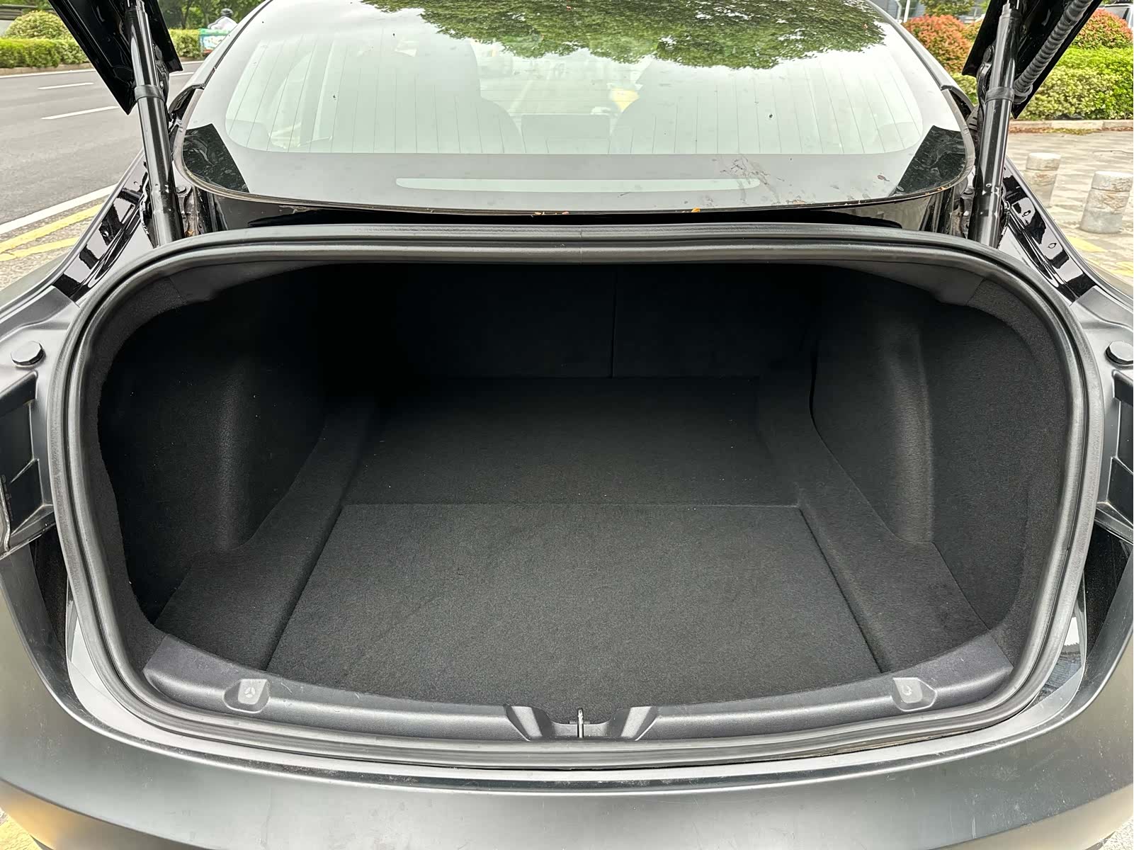 Tesla Model 3, 2019 17