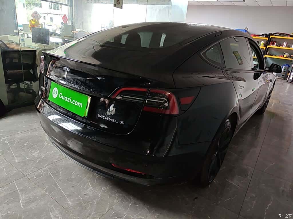 Tesla Model 3, 2022 7