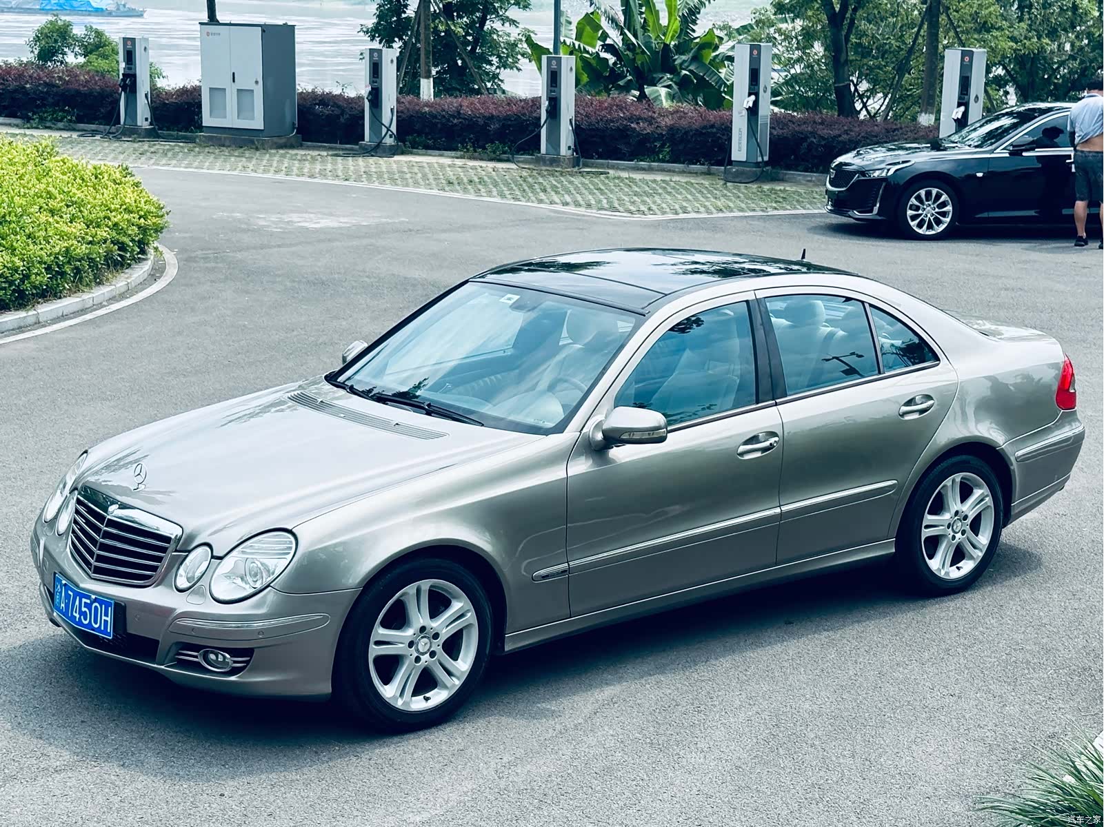 Mercedes-Benz E-Class, 2008 3