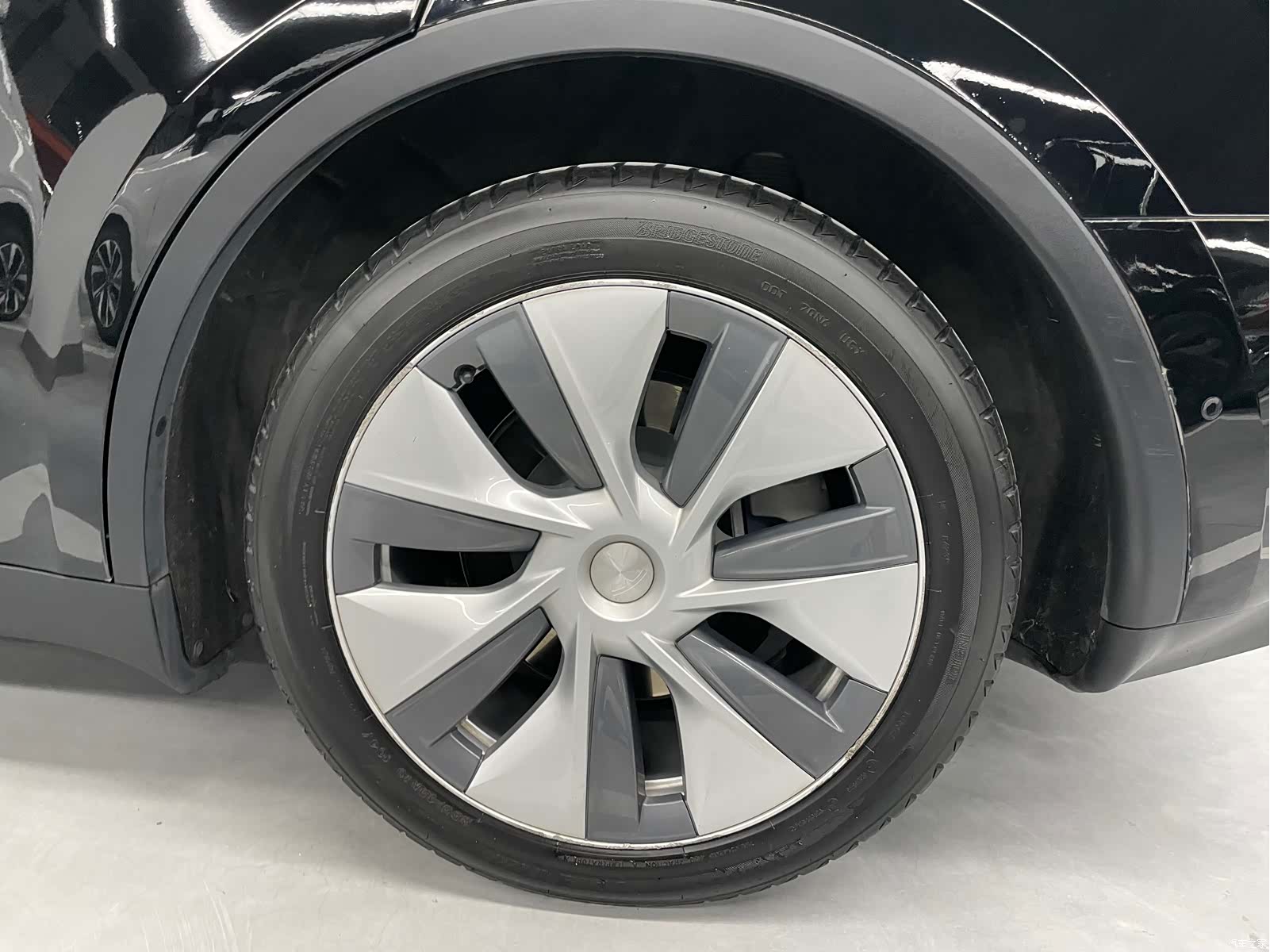 Tesla Model Y, 2022 12