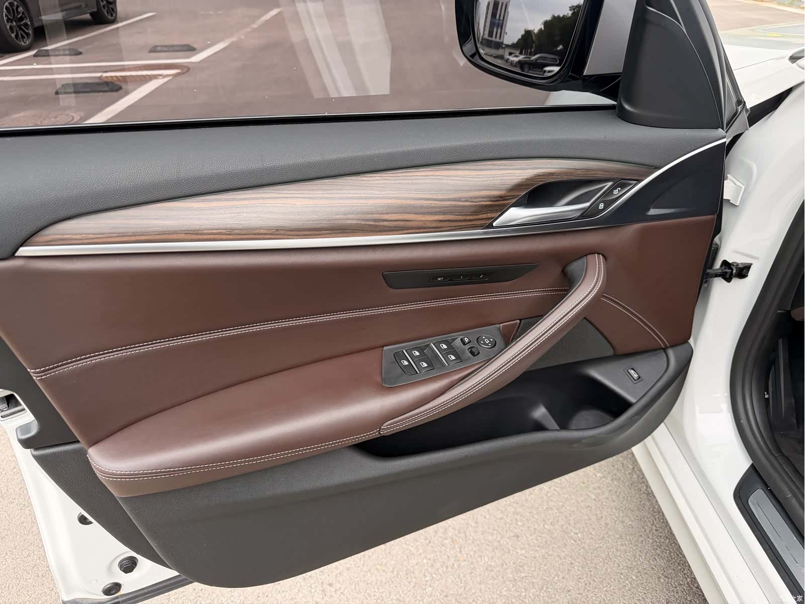 BMW 5 Series, 2018 9