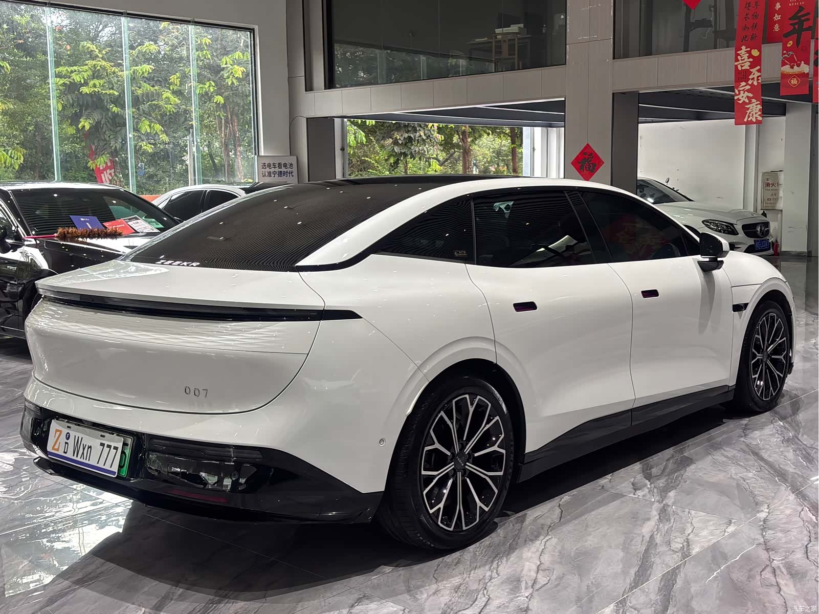 Zeekr 007, 2024 29