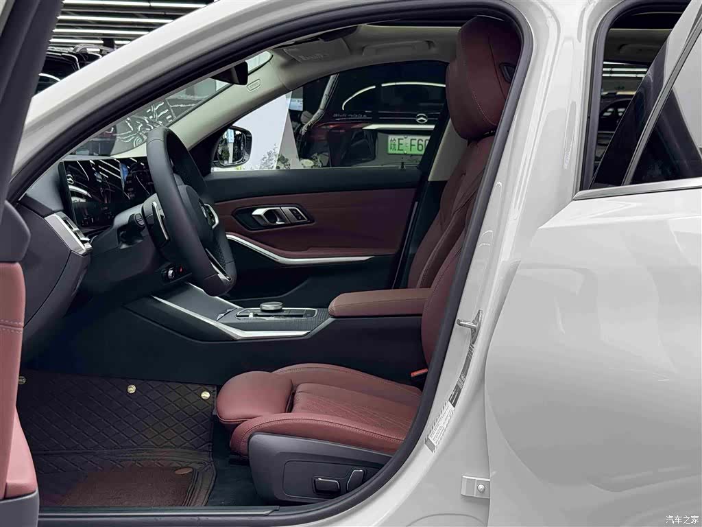 BMW 3 Series, 2025 6