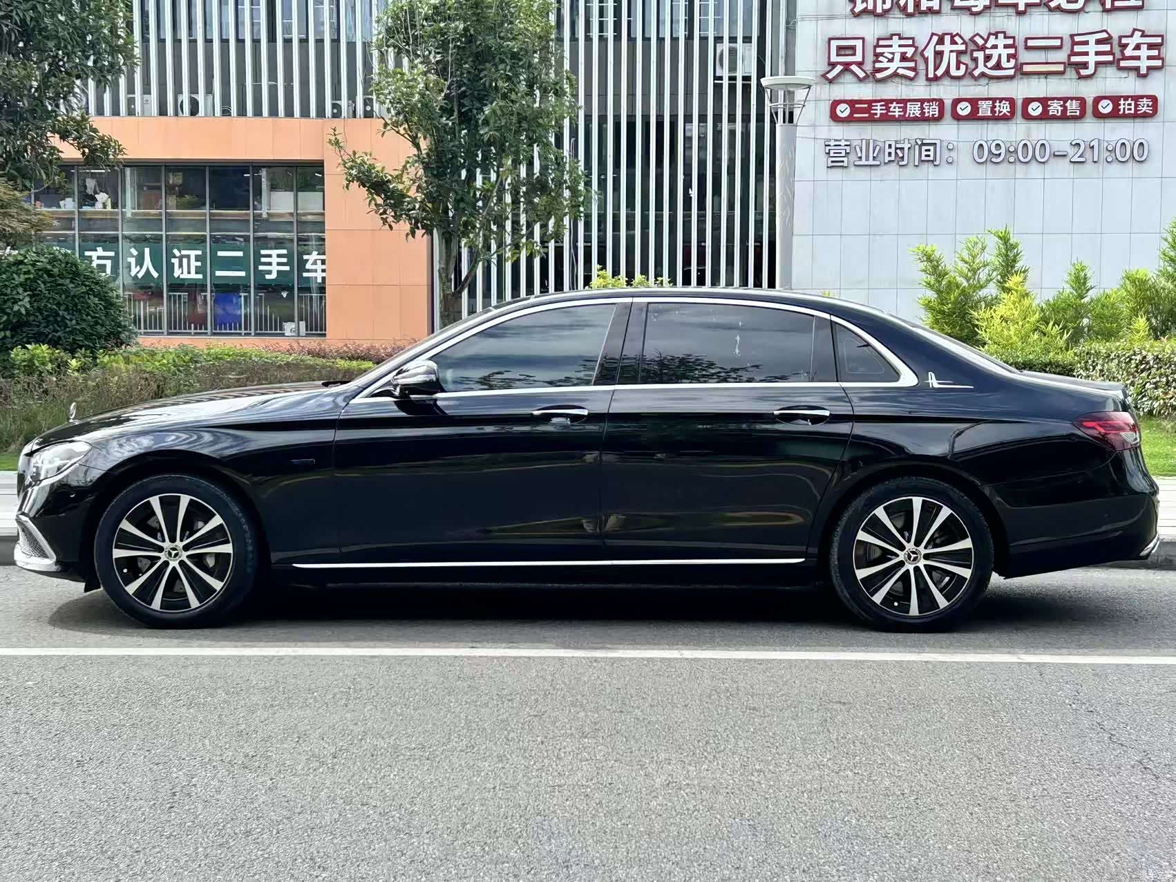 Mercedes-Benz E-Class, 2021 4