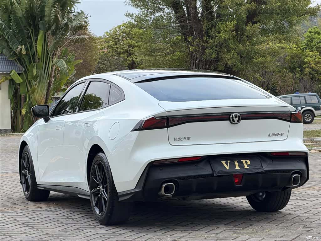 Changan UNI-V, 2023 10