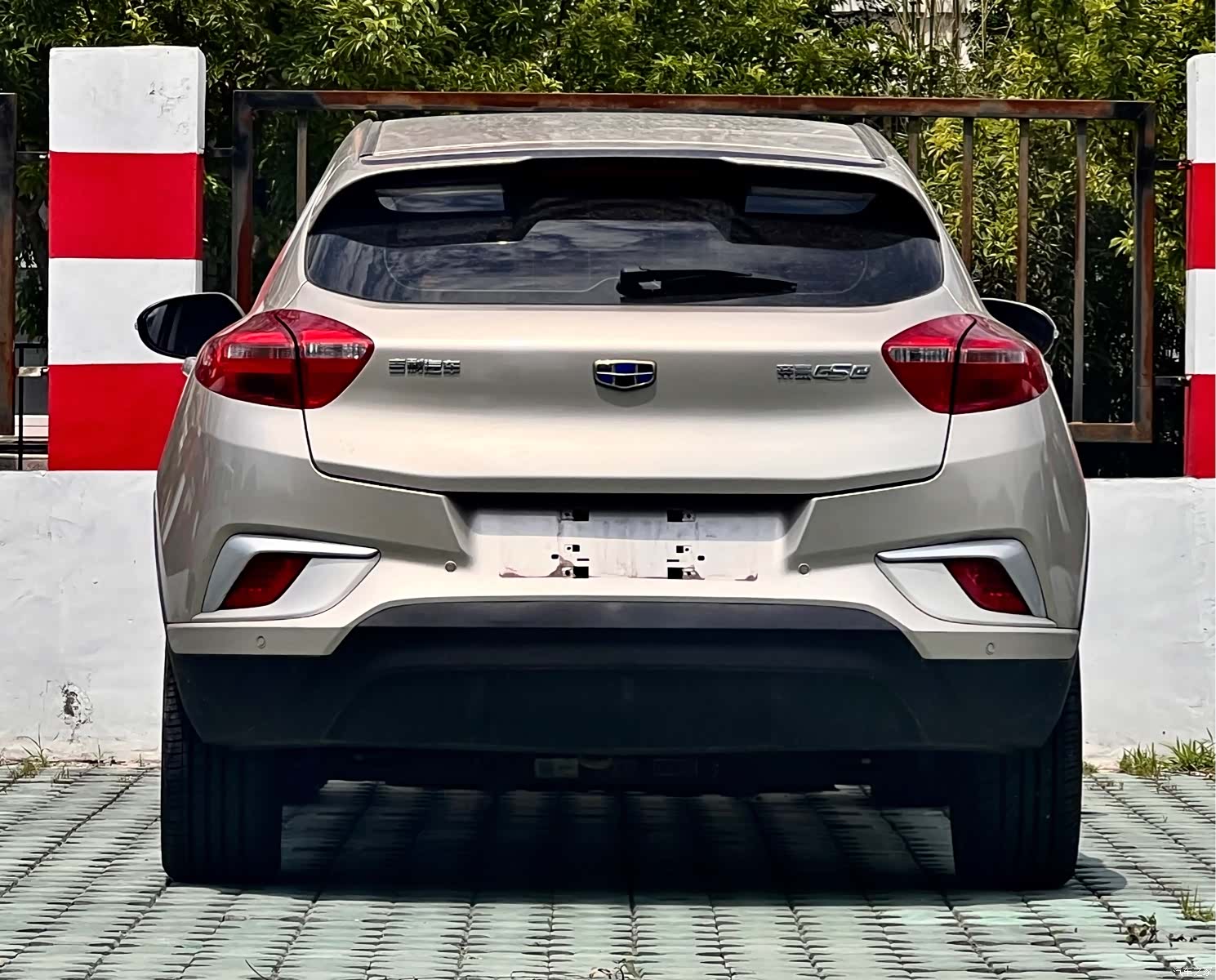 Geely Emgrand, 2018 6