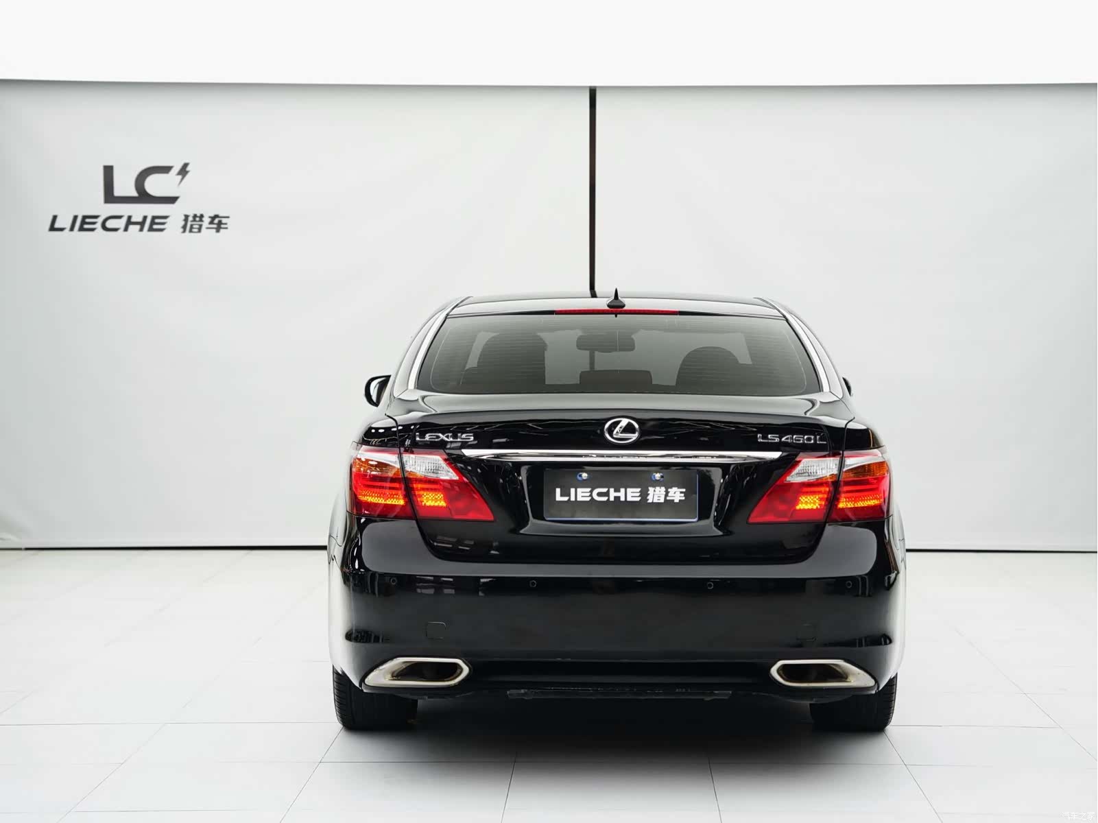 Lexus LS, 2010 4