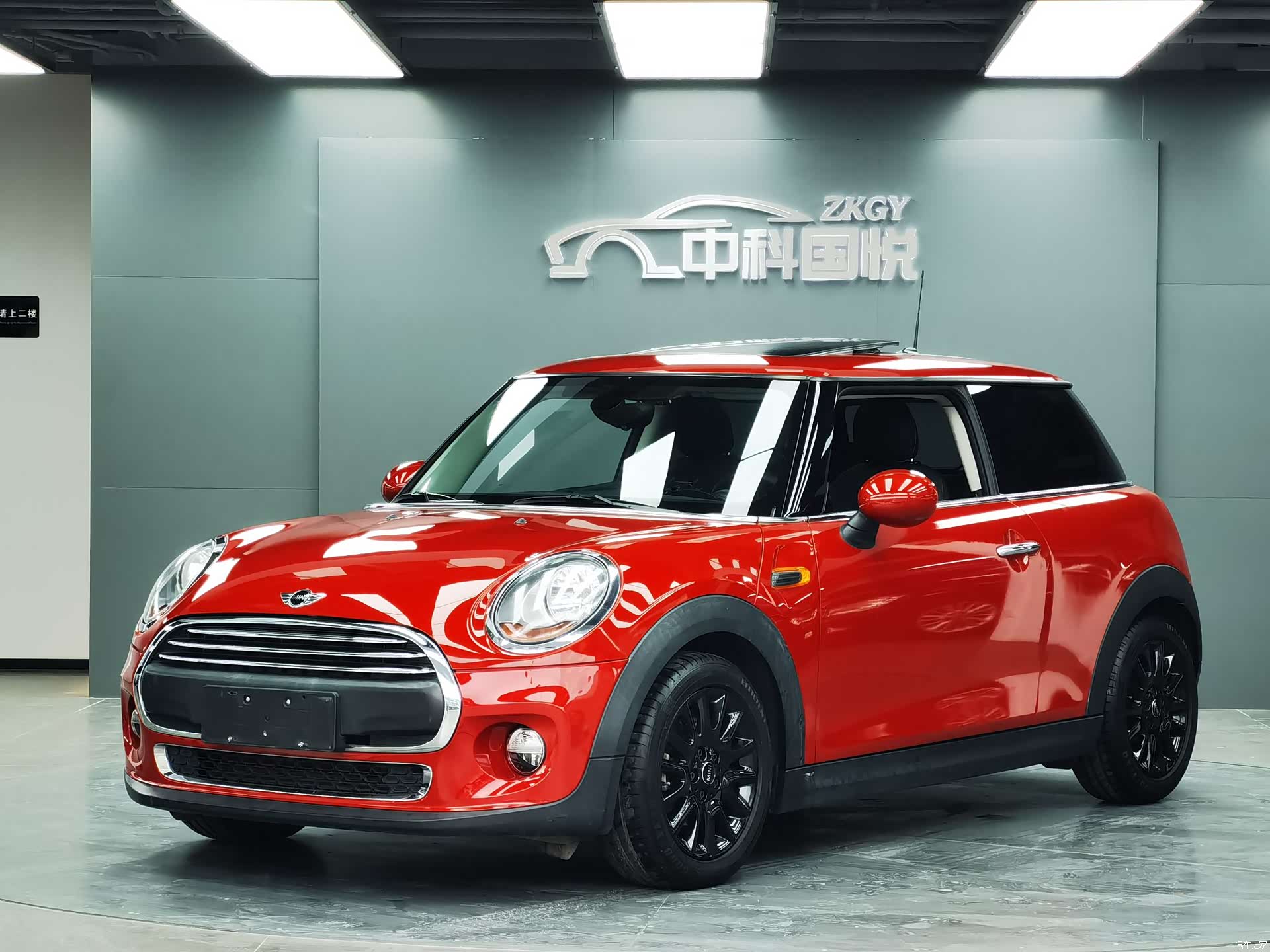 Mini ONE, 2018 1