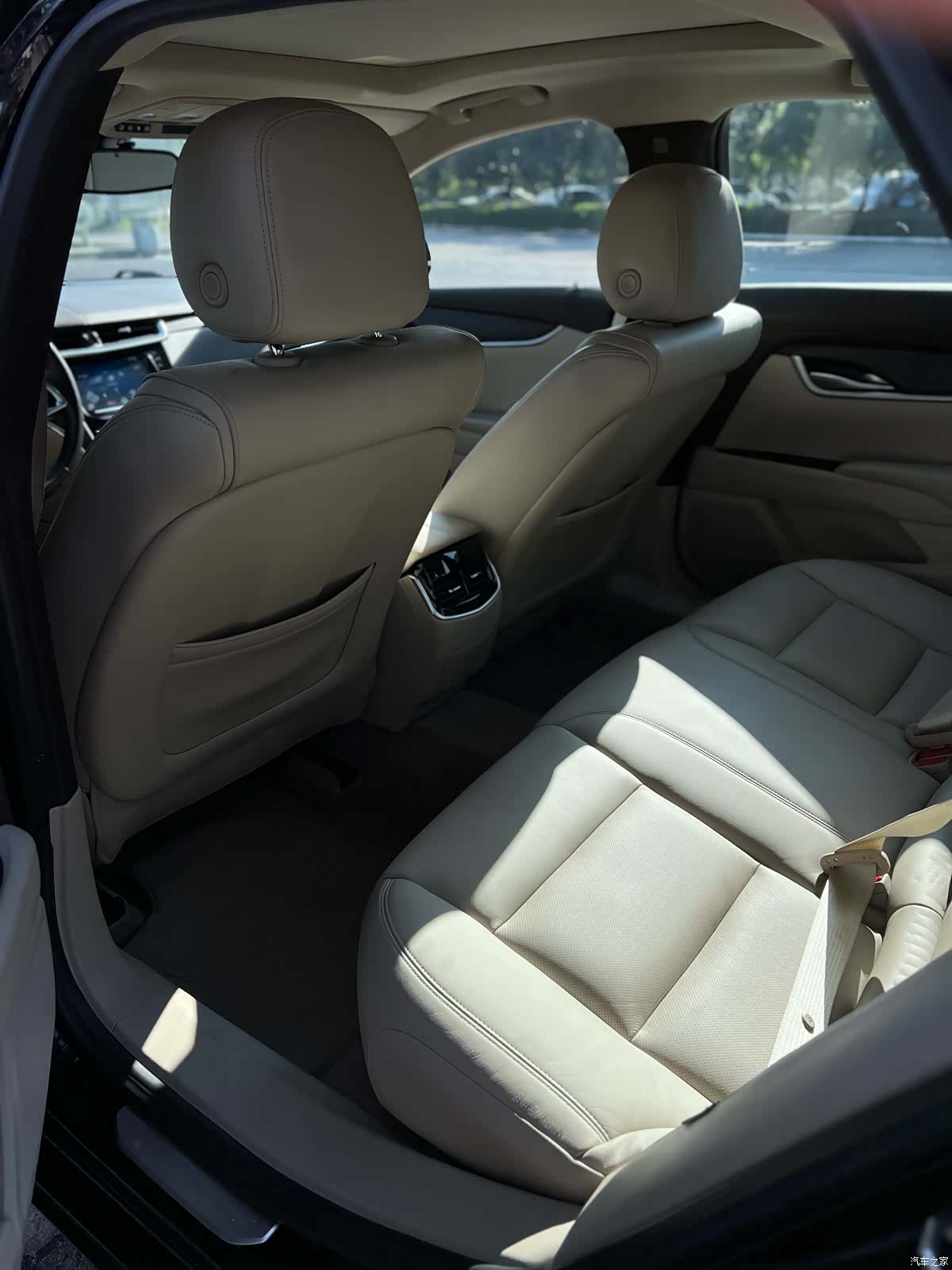 Cadillac XTS, 2016 все фото