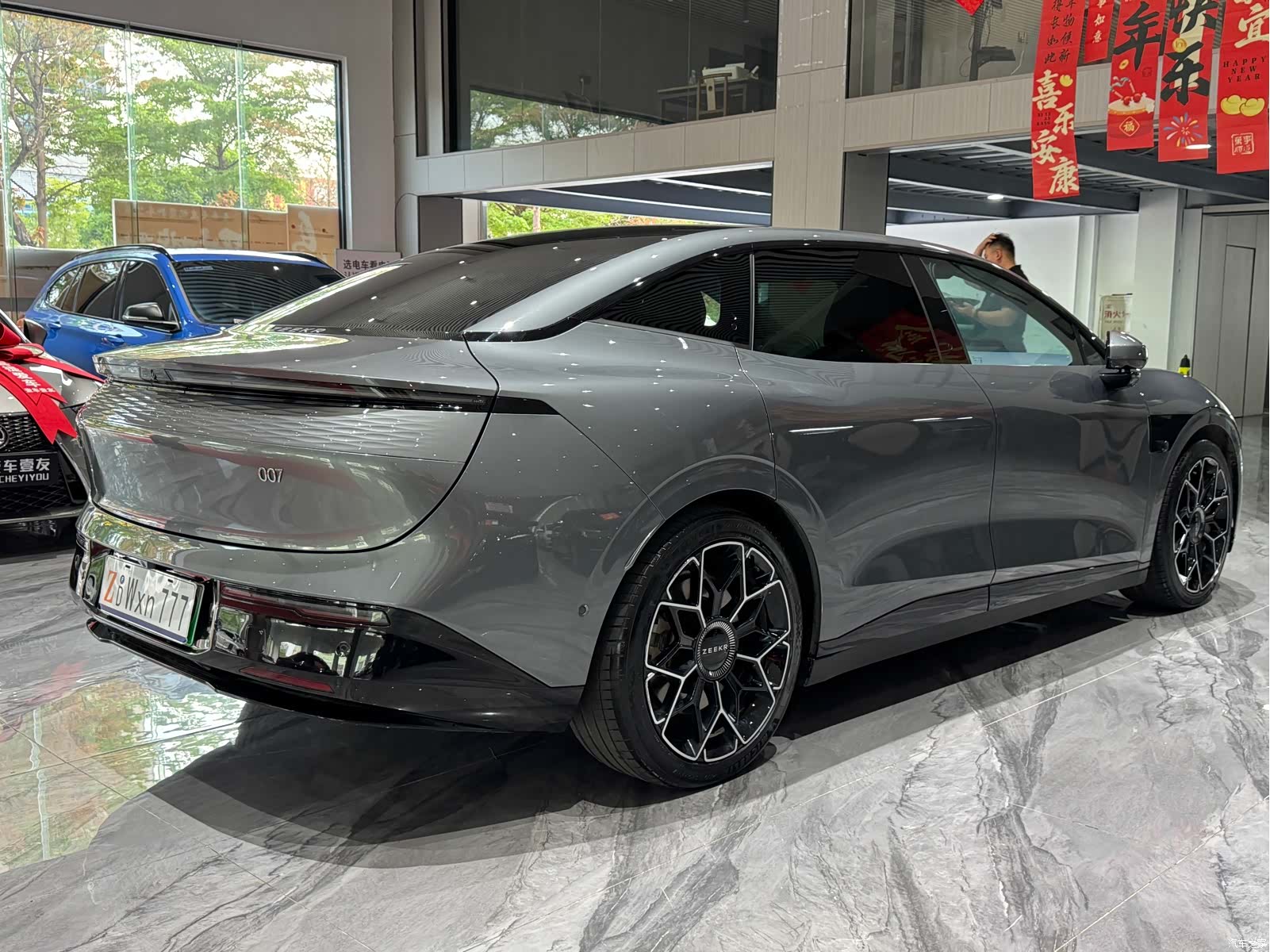 Zeekr 007, 2024 6