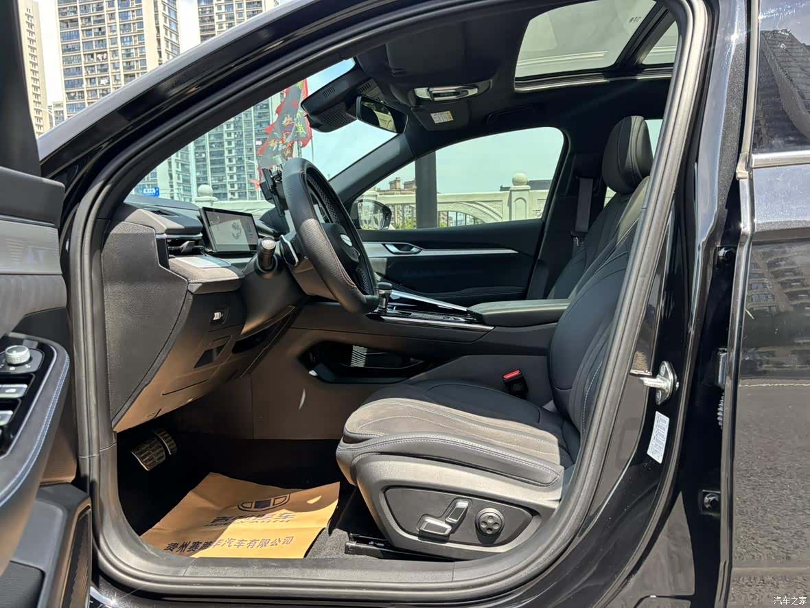 Geely Preface, 2025 4