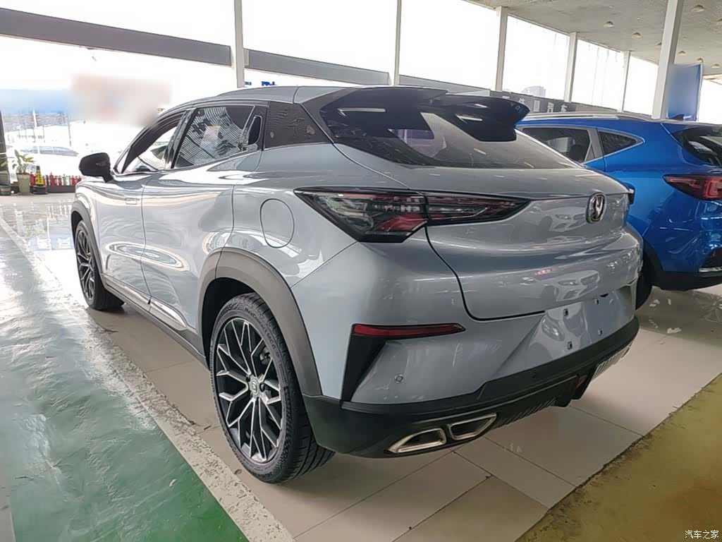 Changan UNI-T, 2022 все фото