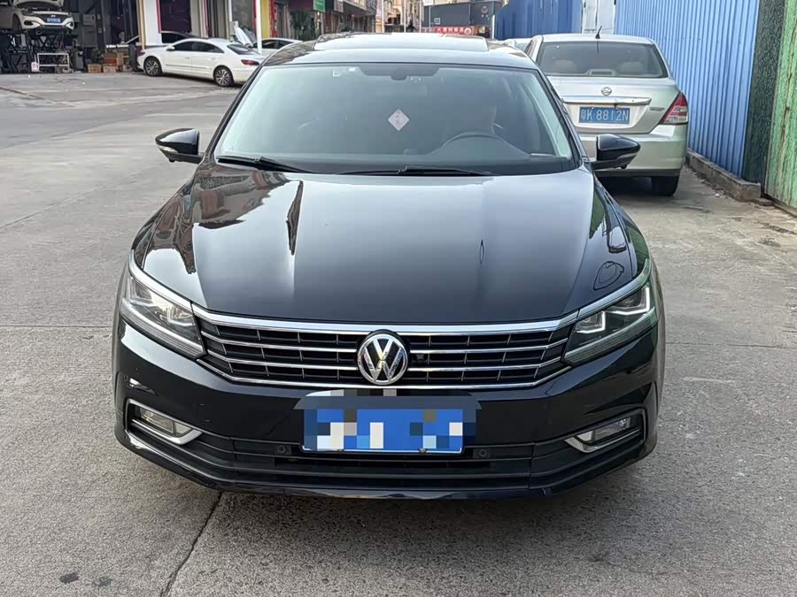 Volkswagen Passat 2018, фото 2