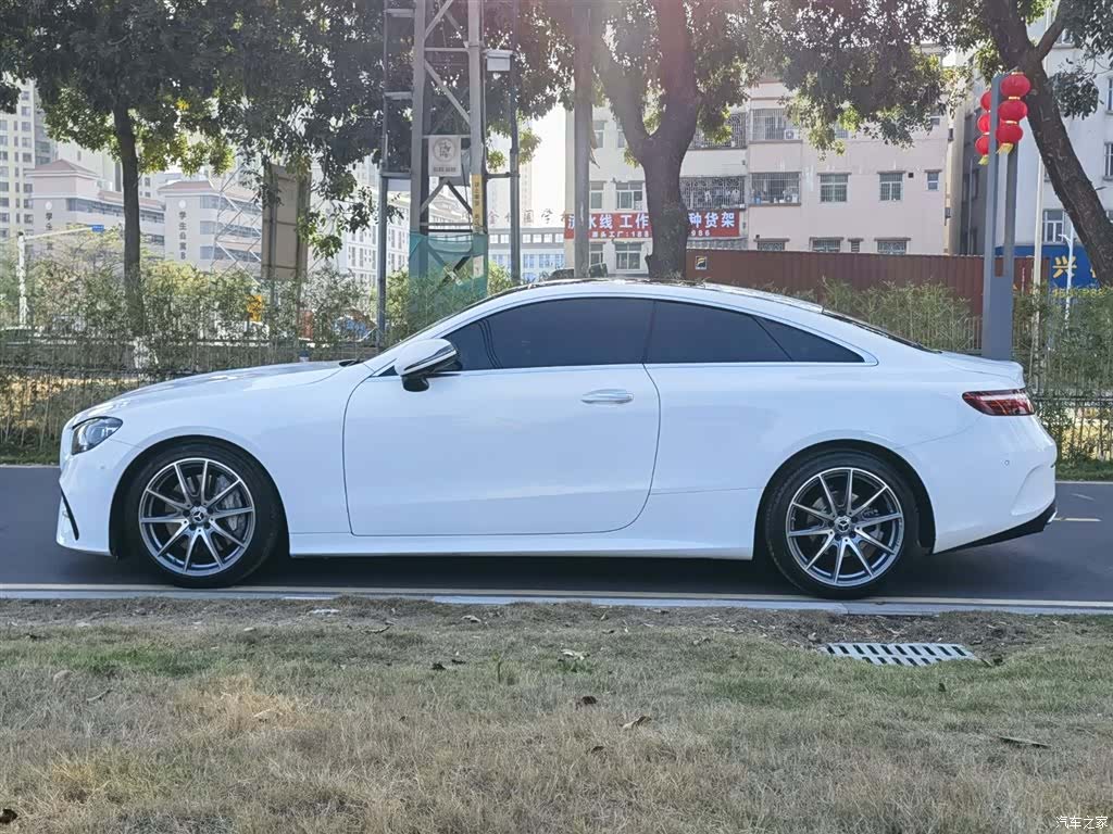 Mercedes-Benz E-Class, 2021 4