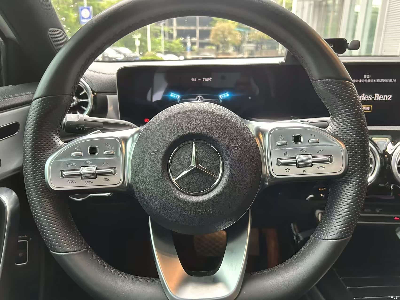 Mercedes-Benz A-Class, 2019 11