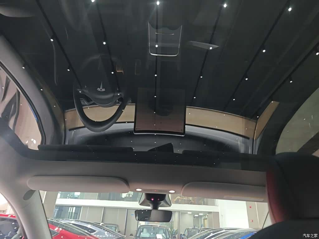 Tesla Model Y, 2022 18