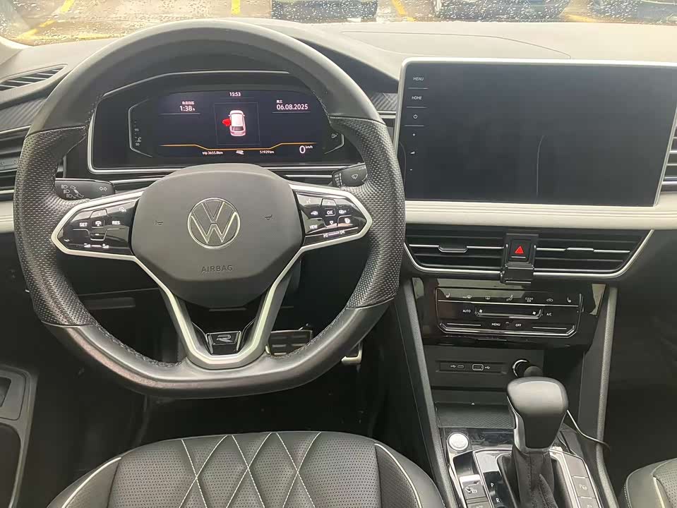 Volkswagen Tiguan L Volkswagen Tiguan L