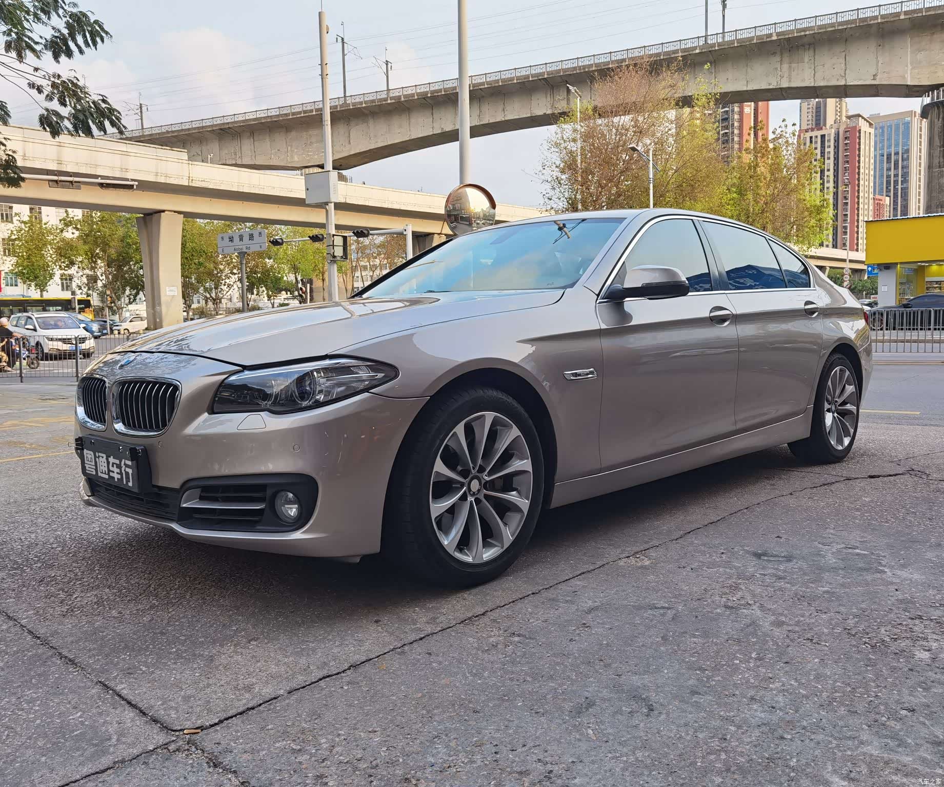 BMW 5 Series, 2016 1