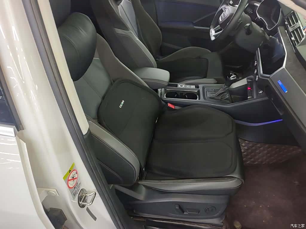 Audi Q3, 2022 25