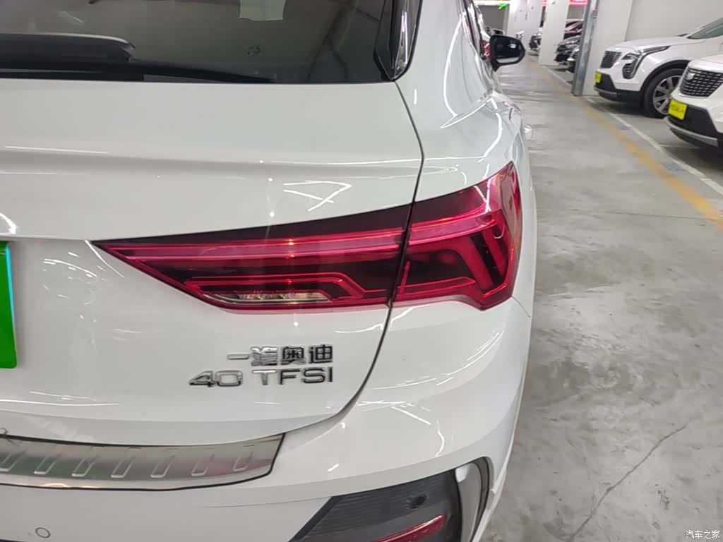 Audi Q3, 2022 8