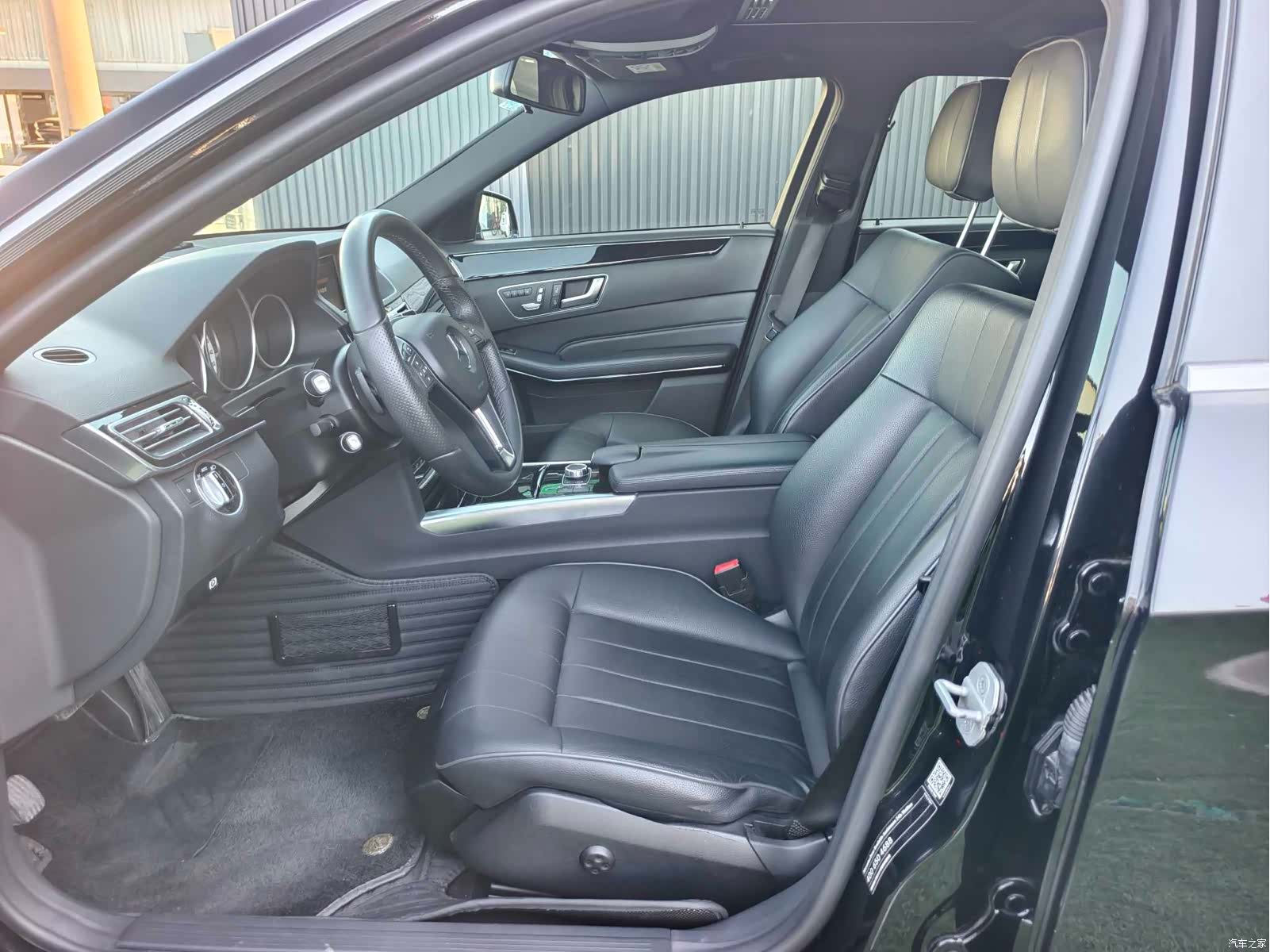 Mercedes-Benz E-Class, 2016 12