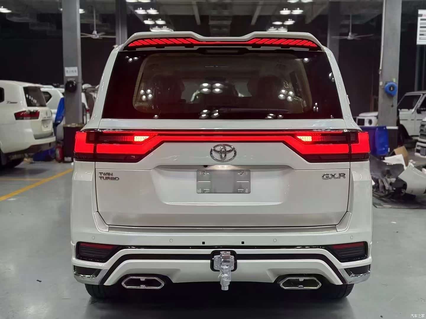 Toyota Land Cruiser, 2025 все фото