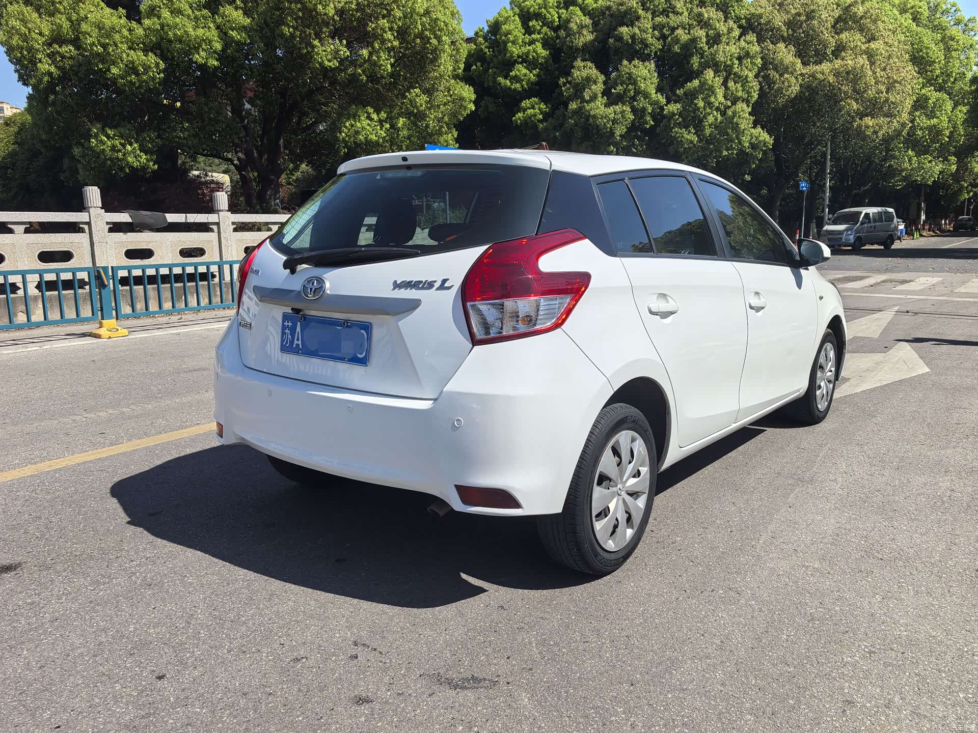 Toyota YARiS L, 2015 9