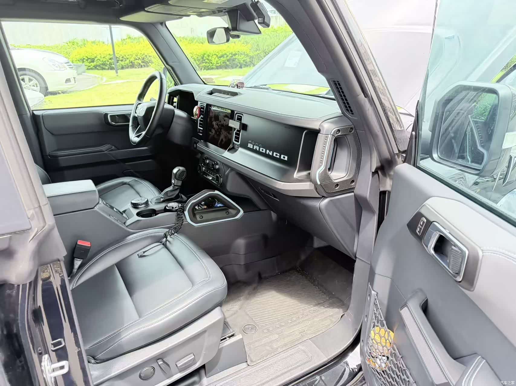 Ford Bronco, 2025 4